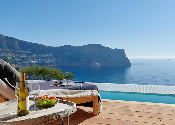 Mallorquin Oasis, In Port Andratx
